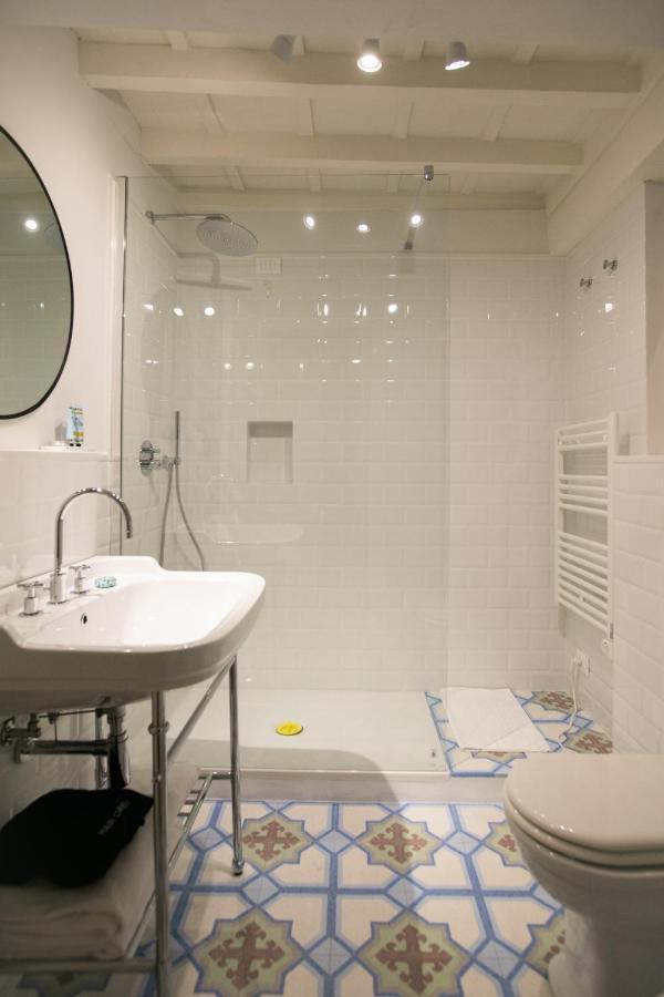 Lunaria Suites - Fyodor Dostoyevsky'S House Florence Ngoại thất bức ảnh