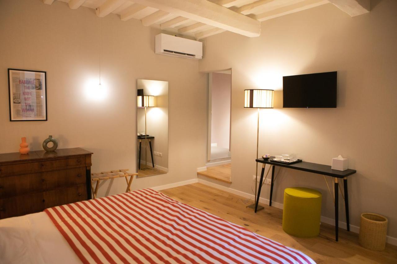 Lunaria Suites - Fyodor Dostoyevsky'S House Florence Ngoại thất bức ảnh