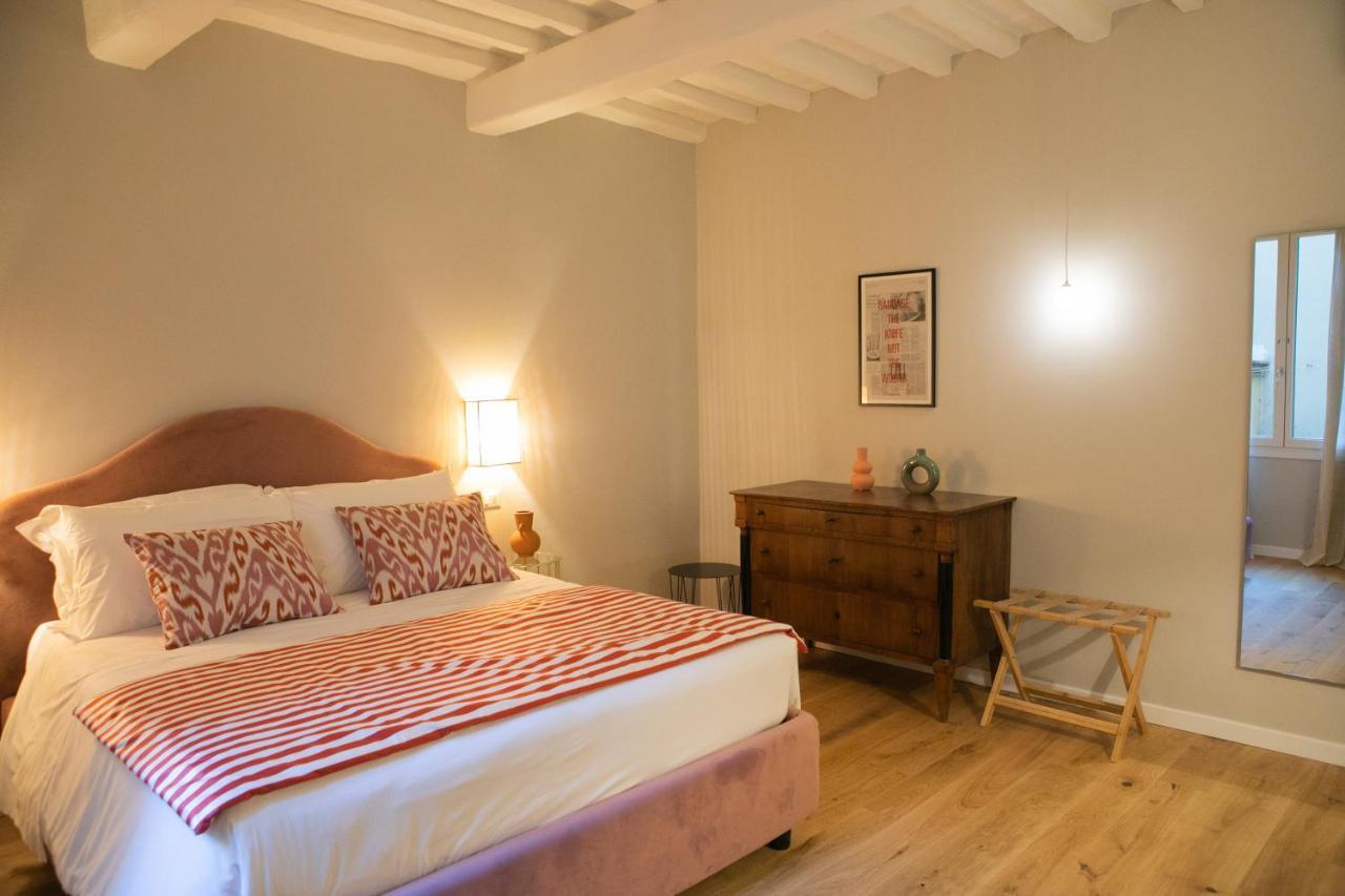 Lunaria Suites - Fyodor Dostoyevsky'S House Florence Ngoại thất bức ảnh